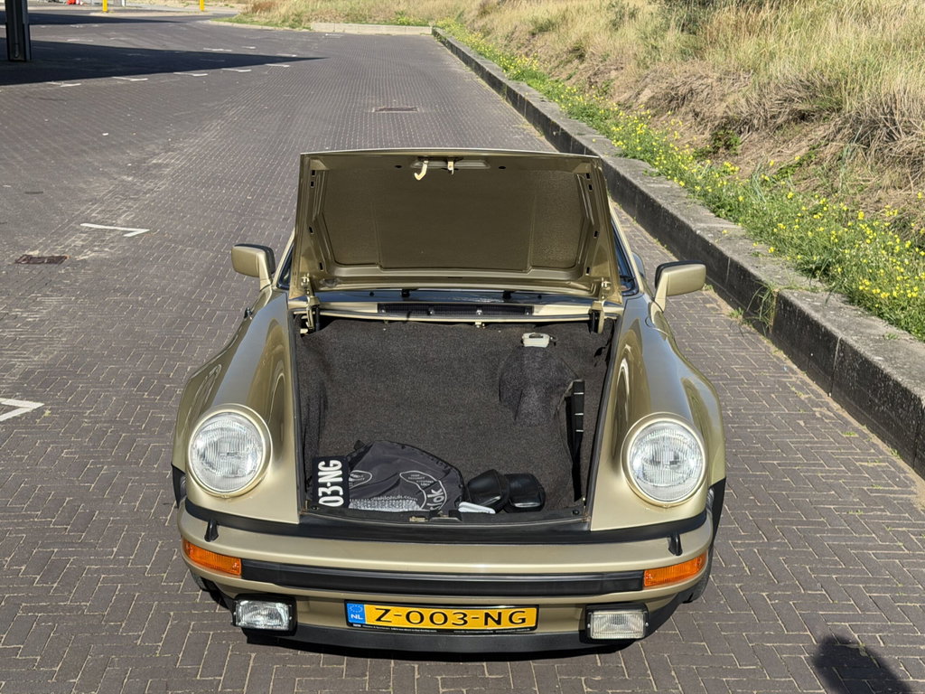 Porsche 911 Turbo 3.3 (US)
