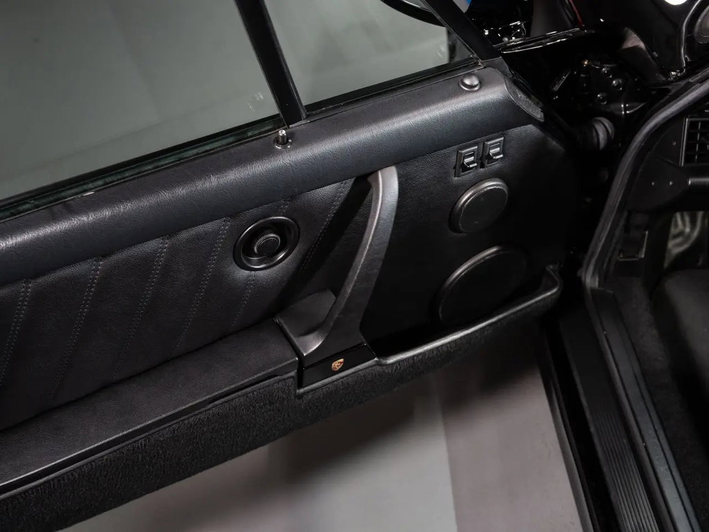 Porsche 964 Carrera 4 WTL