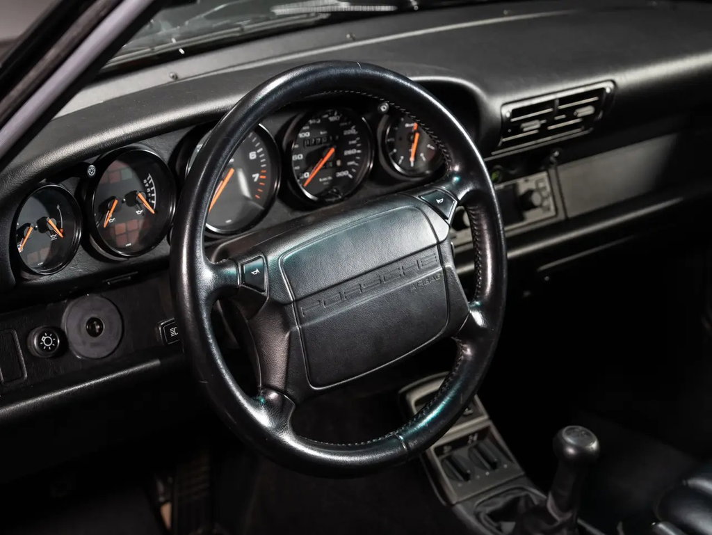 Porsche 964 Carrera 4 WTL