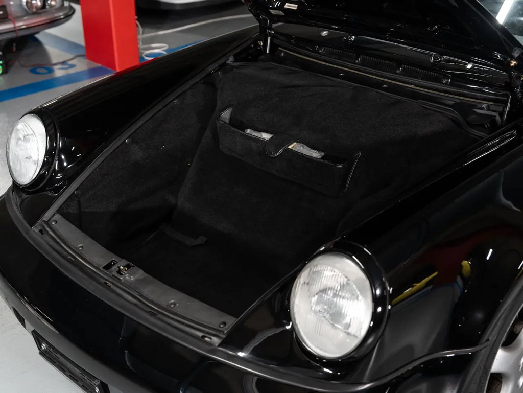 Porsche 964 Carrera 4 WTL