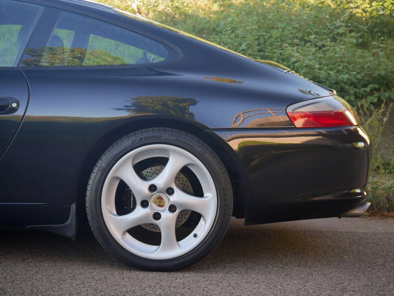 Porsche 996.2 Carrera