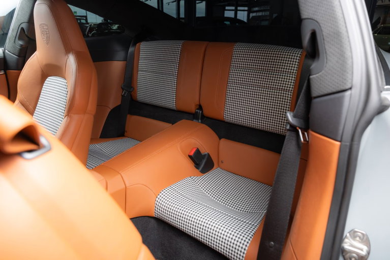 Porsche 992 Sport Classic