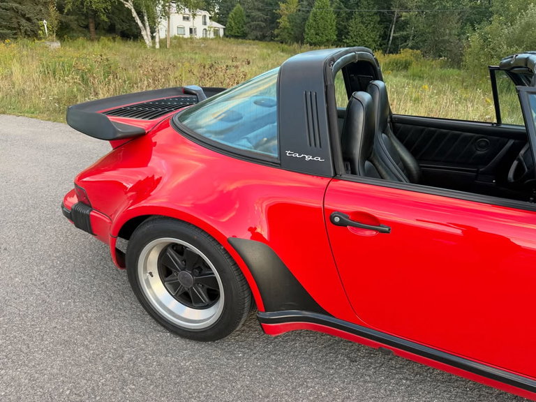 Porsche 911 Carrera 3.2 WTL