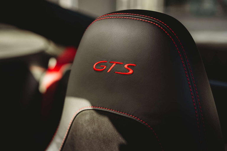 Porsche 991.2 Carrera GTS