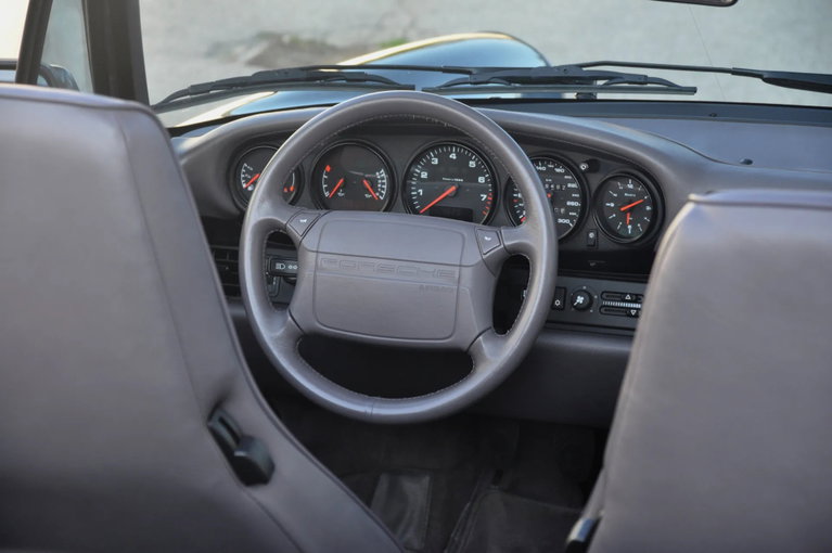 Porsche 964 Carrera 4