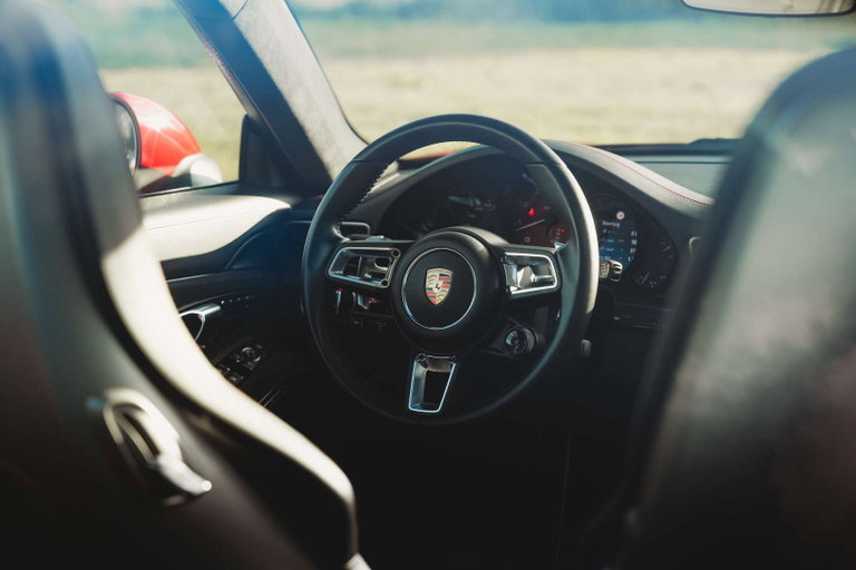 Porsche 991.2 Carrera GTS