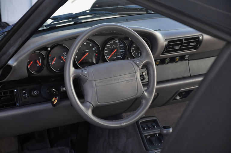 Porsche 964 Carrera 4