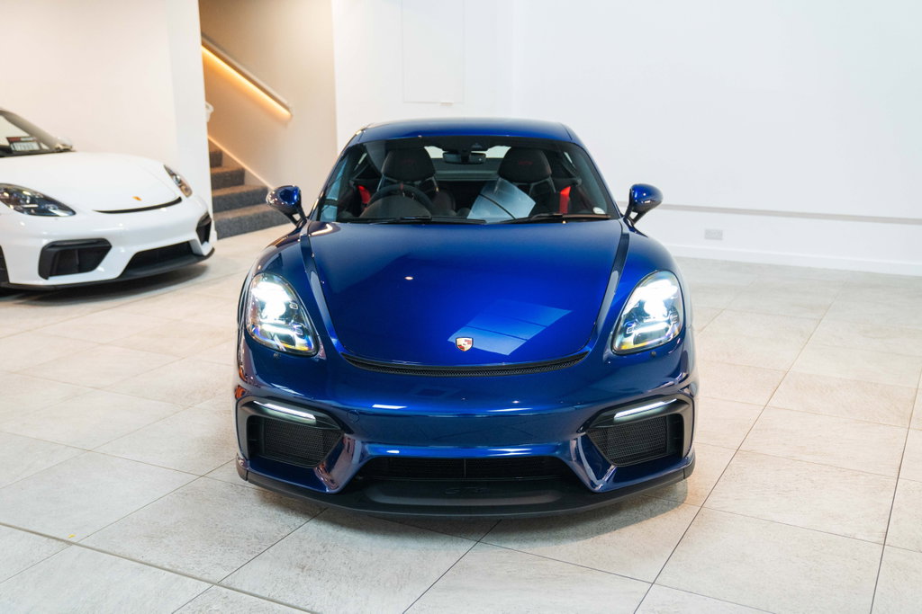 Porsche 718 Cayman GT4