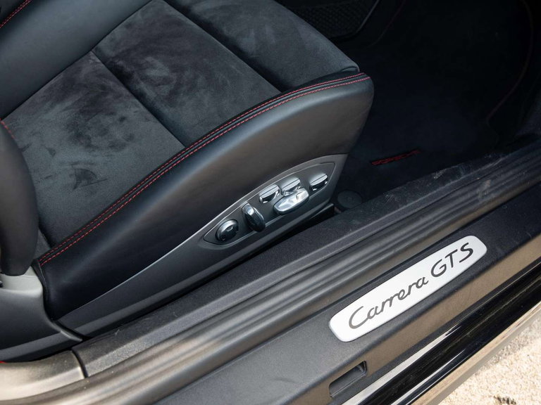 Porsche 991 Carrera GTS