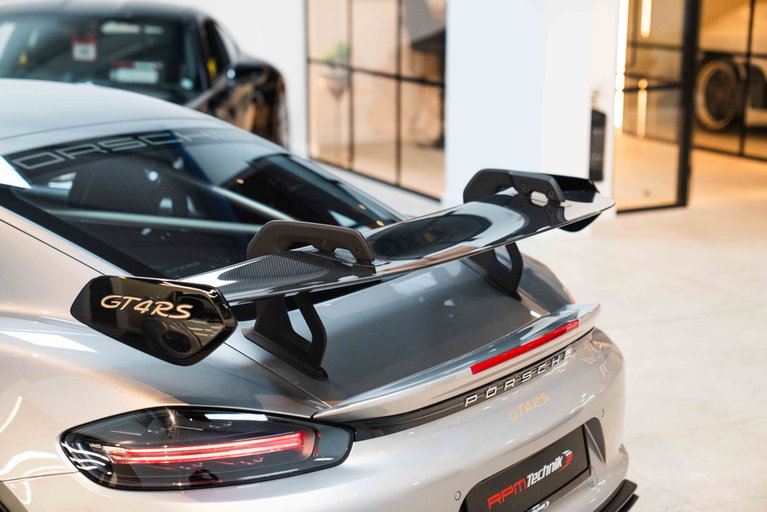 Porsche 718 Cayman GT4 RS