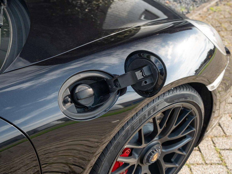 Porsche 991 Carrera GTS