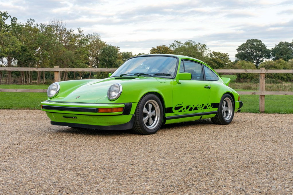 Porsche 911 Carrera 2.7
