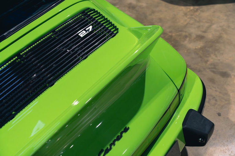 Porsche 911 Carrera 2.7