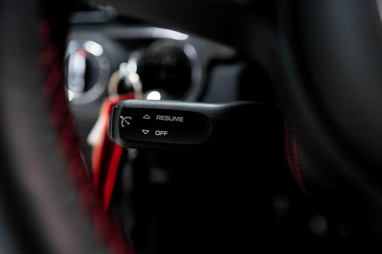 Porsche 991.2 GT3 Touring