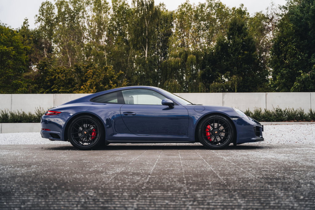 Porsche 991.2 Carrera 4 GTS