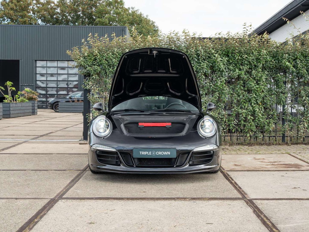 Porsche 991 Carrera GTS