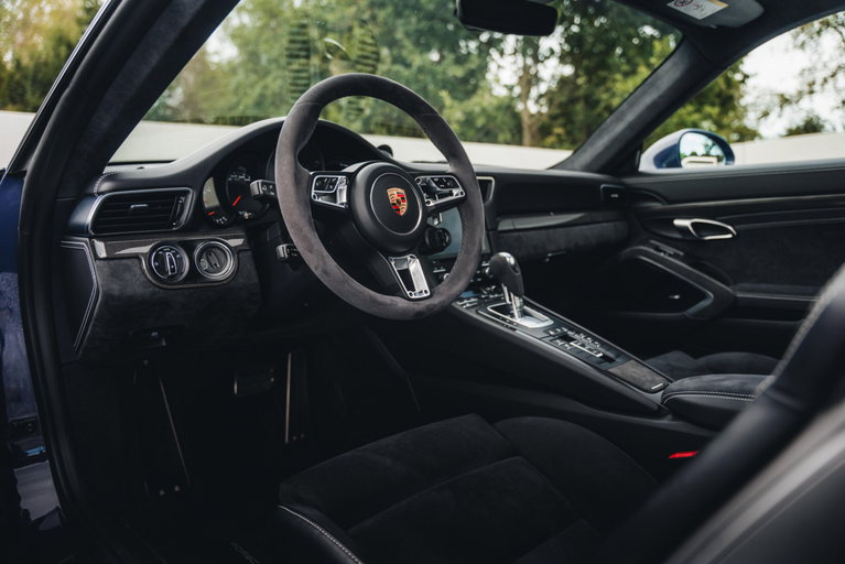 Porsche 991.2 Carrera 4 GTS