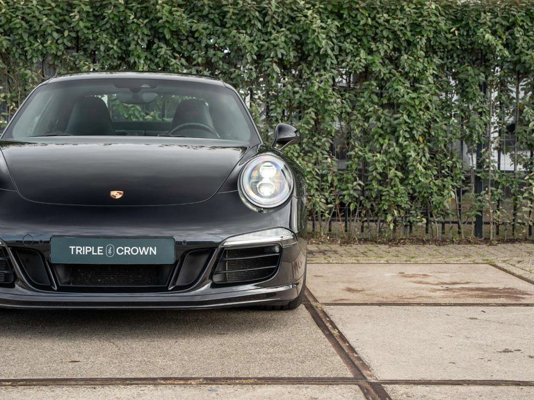 Porsche 991 Carrera GTS