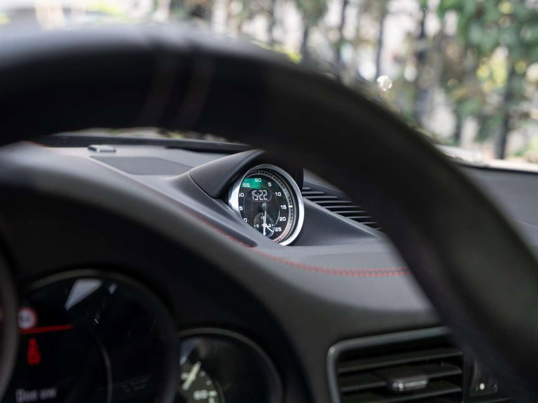 Porsche 991 Carrera GTS