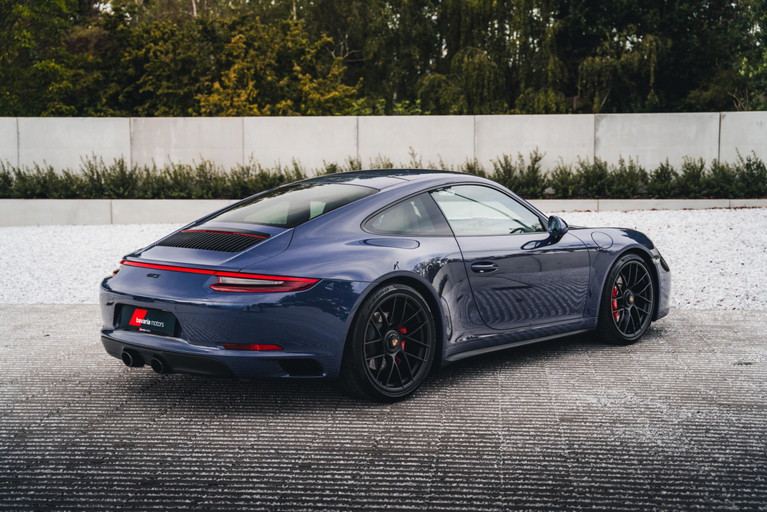 Porsche 991.2 Carrera 4 GTS