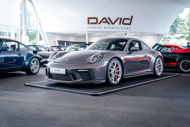 Porsche 991.2 GT3 Touring