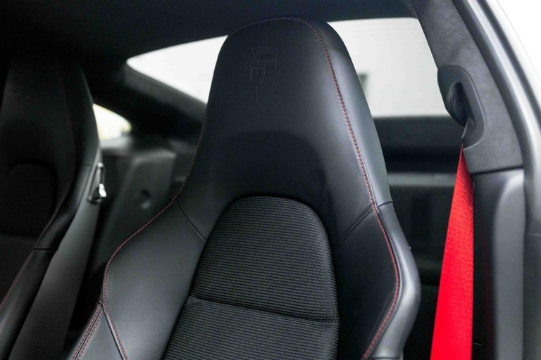 Porsche 991.2 GT3 Touring