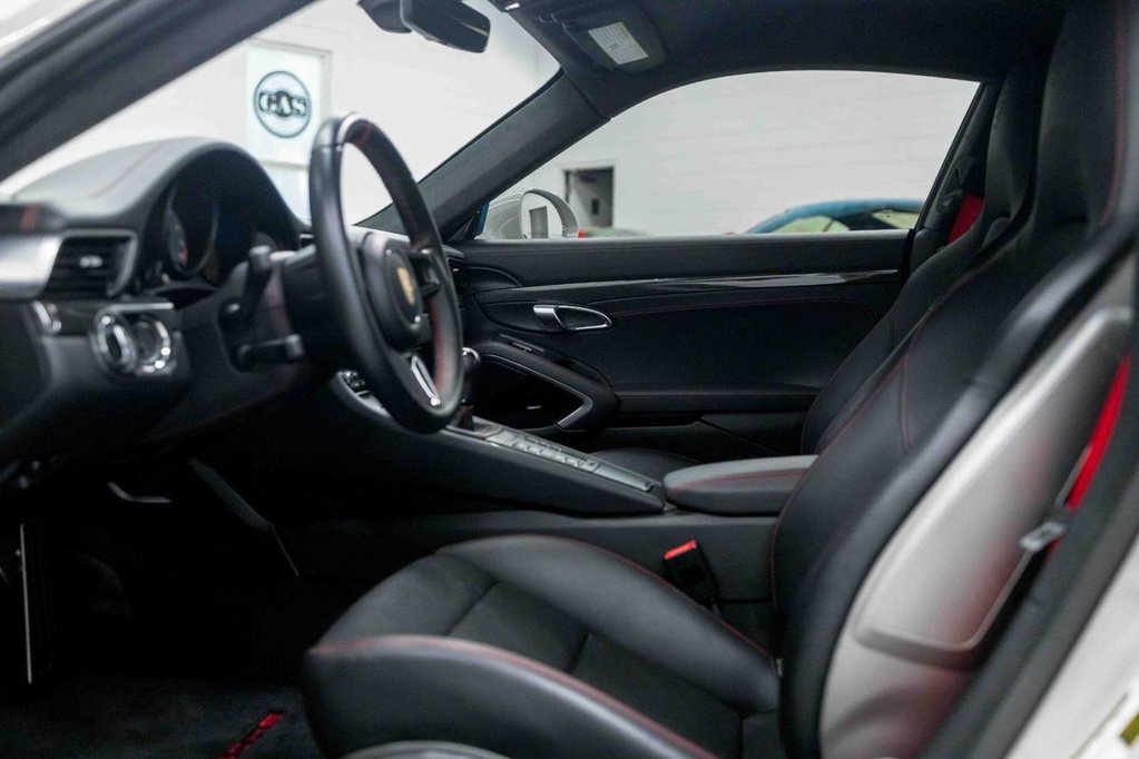 Porsche 991.2 GT3 Touring