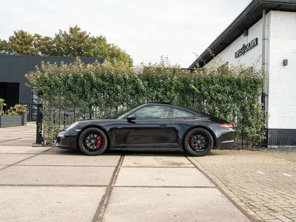 Porsche 991 Carrera GTS