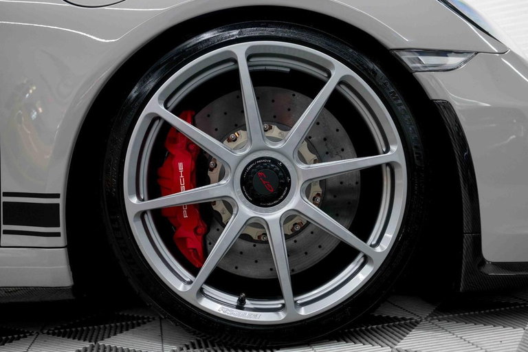 Porsche 991.2 GT3 Touring