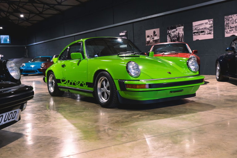 Porsche 911 Carrera 2.7