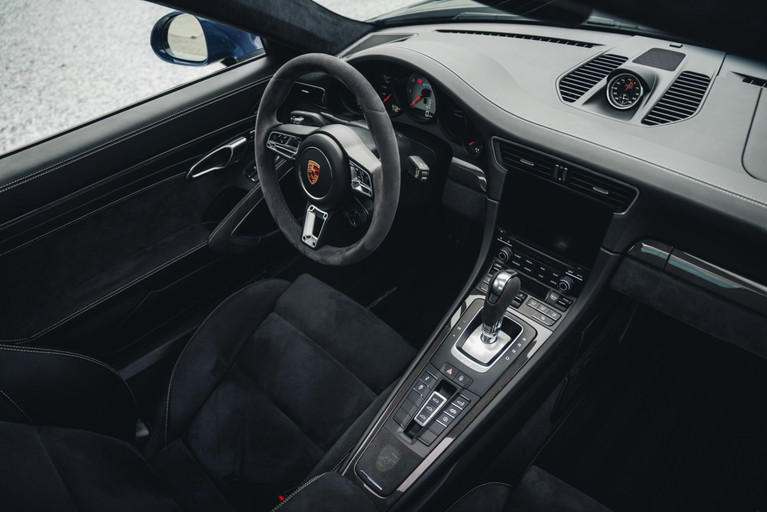 Porsche 991.2 Carrera 4 GTS