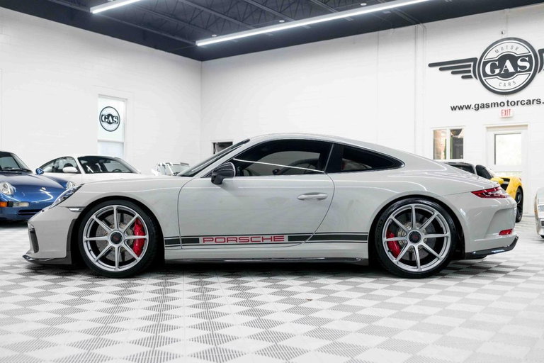 Porsche 991.2 GT3 Touring