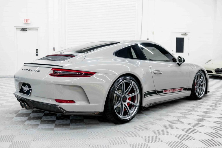 Porsche 991.2 GT3 Touring