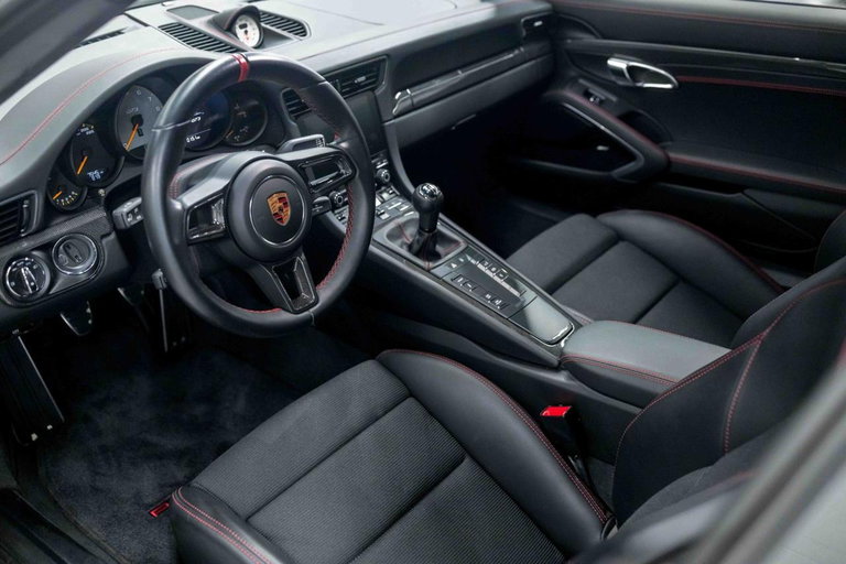 Porsche 991.2 GT3 Touring