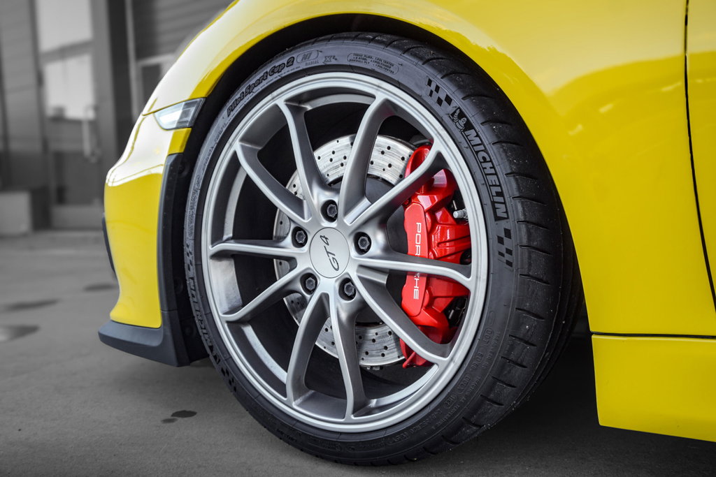 Porsche 981 Cayman GT4