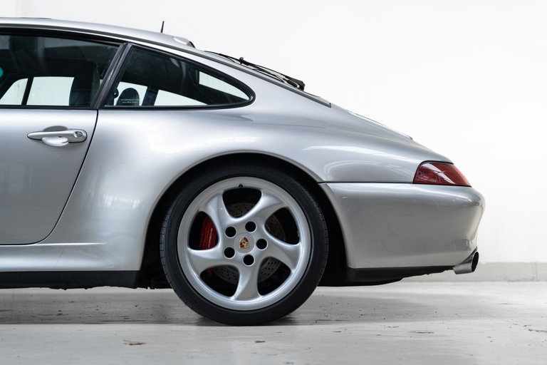 Porsche 993 Carrera 4S
