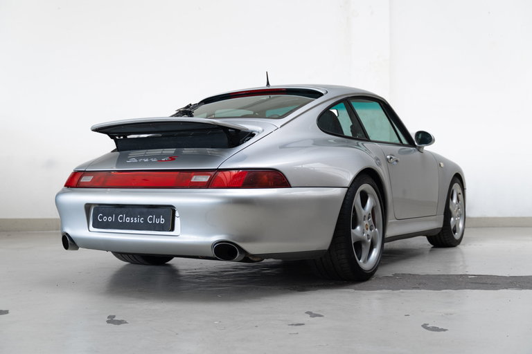 Porsche 993 Carrera 4S