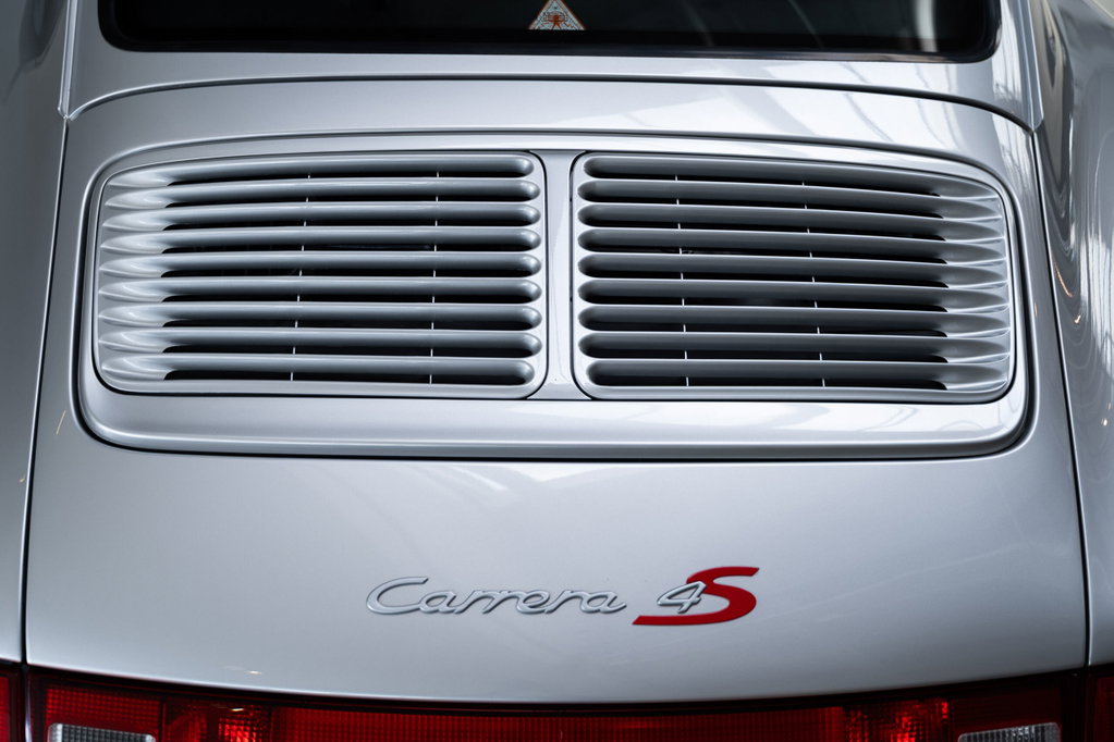 Porsche 993 Carrera 4S