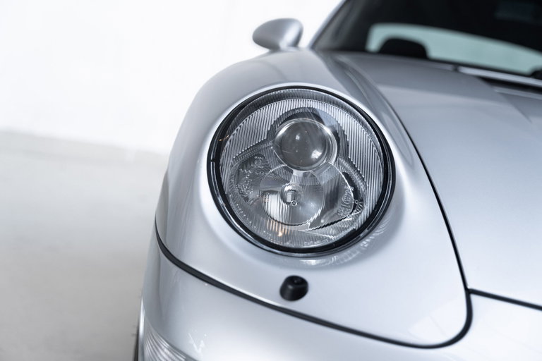 Porsche 993 Carrera 4S