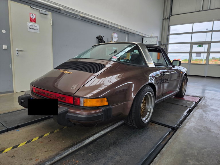 Porsche 911 SC