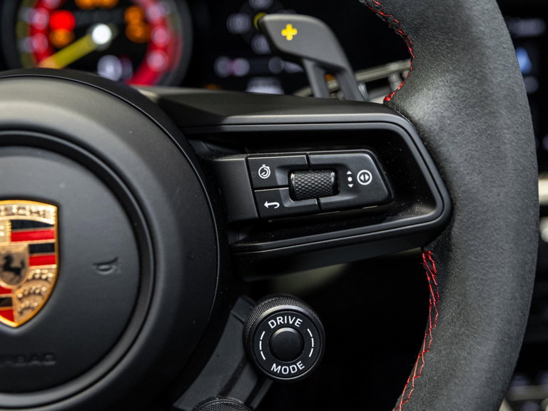 Porsche 992 GT3 RS