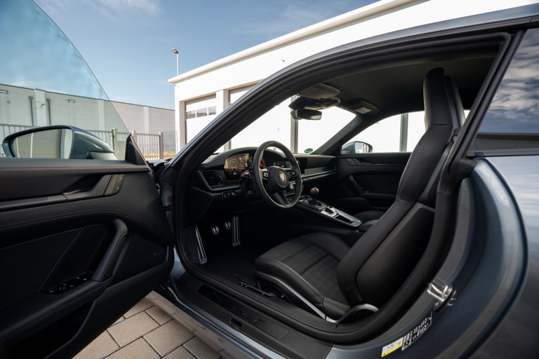 Porsche 992.2 Carrera T
