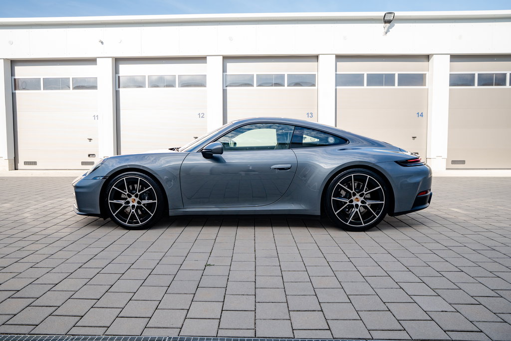 Porsche 992.2 Carrera T