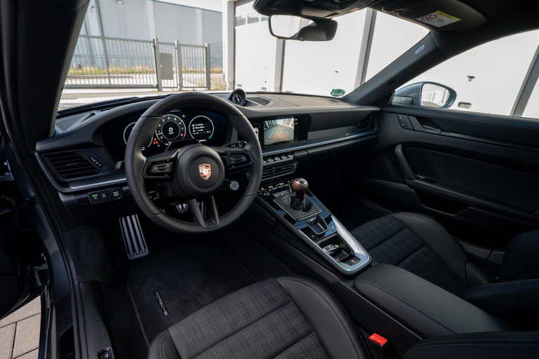 Porsche 992.2 Carrera T
