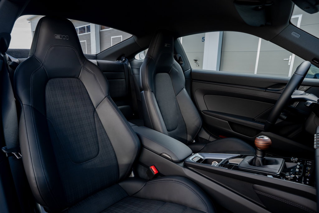 Porsche 992.2 Carrera T