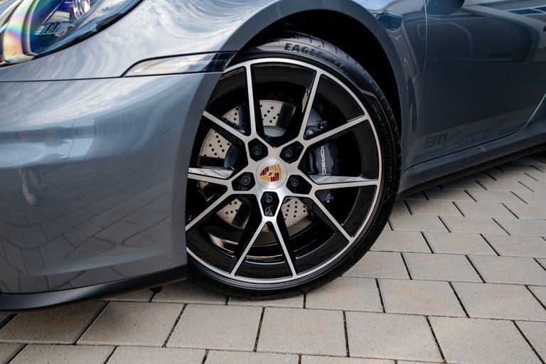 Porsche 992.2 Carrera T