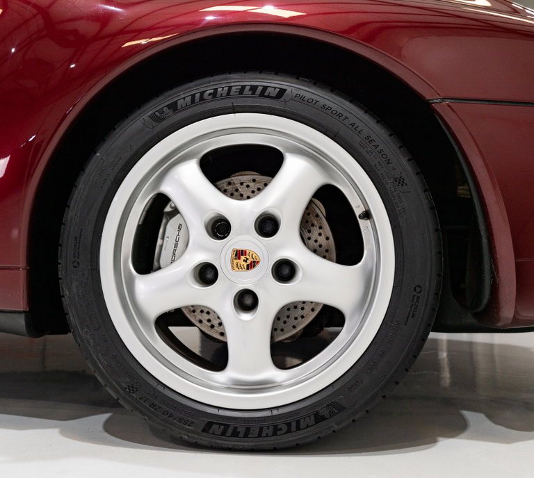 Porsche 993 Carrera 4