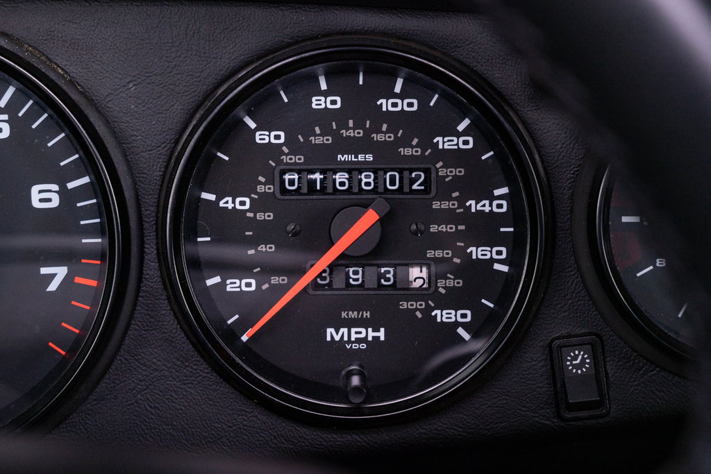 Porsche 993 Carrera 4