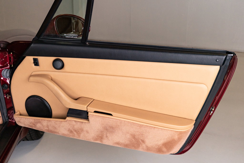 Porsche 993 Carrera 4