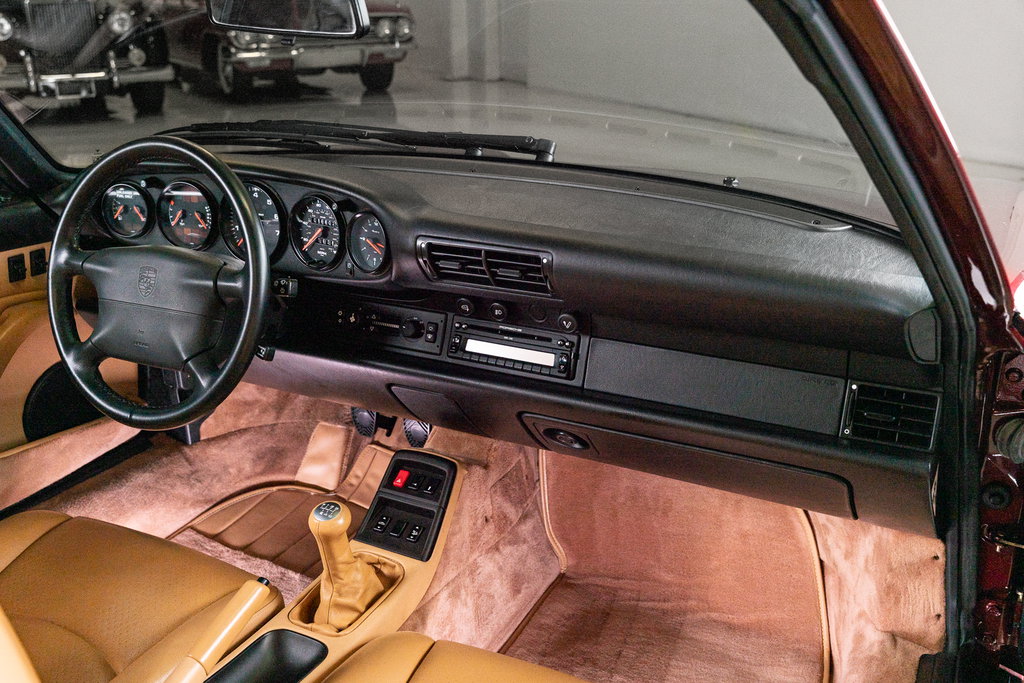 Porsche 993 Carrera 4